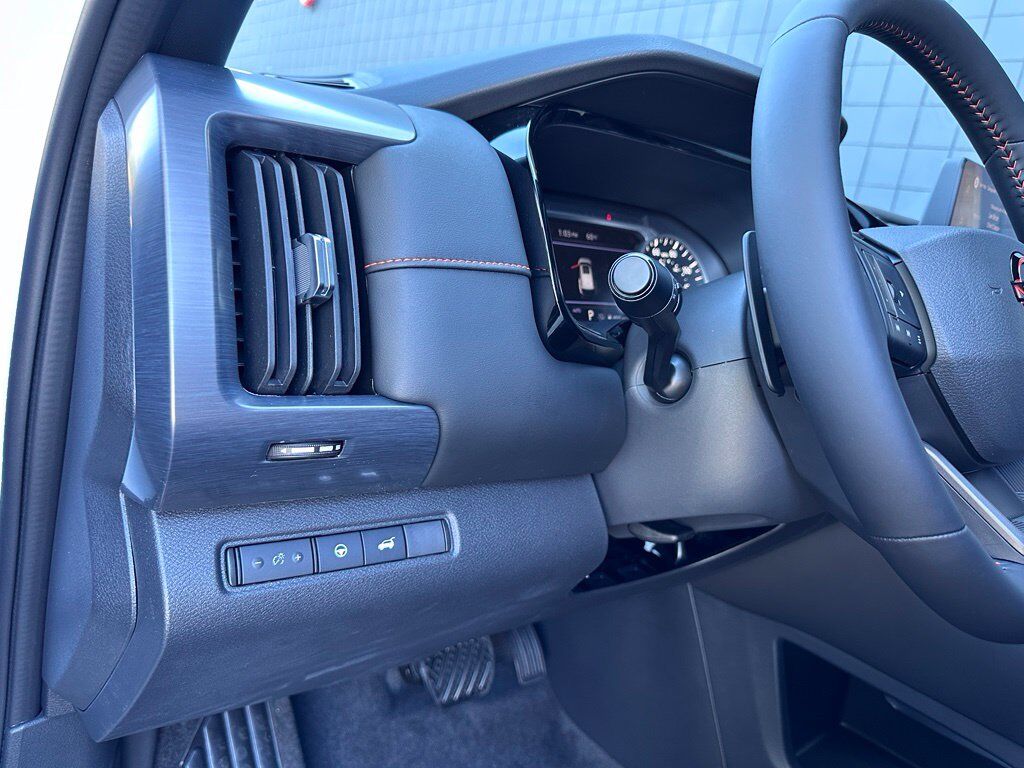 2026 Nissan Pathfinder Rock Creek W/ Captains Chairs Pkg San Clemente CA