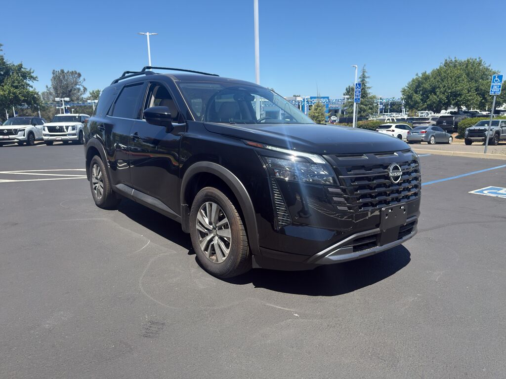 2026 Nissan Pathfinder SL 2026 Nissan Pathfinder SL