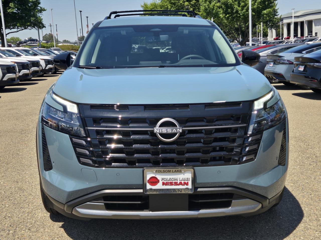 2026 Nissan Pathfinder SL 2026 Nissan Pathfinder SL