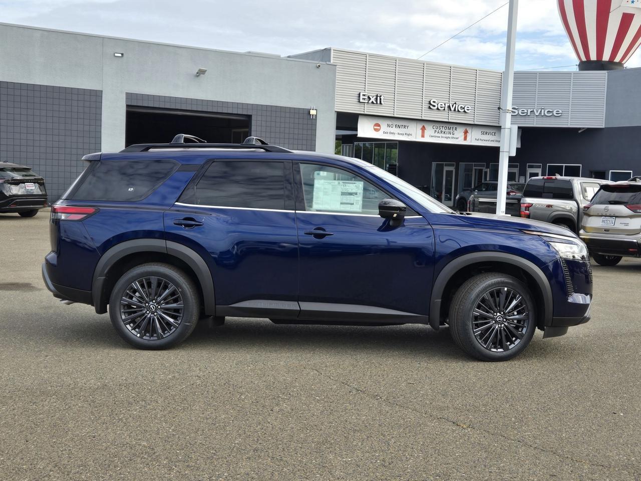 2026 Nissan Pathfinder SL 2026 Nissan Pathfinder SL
