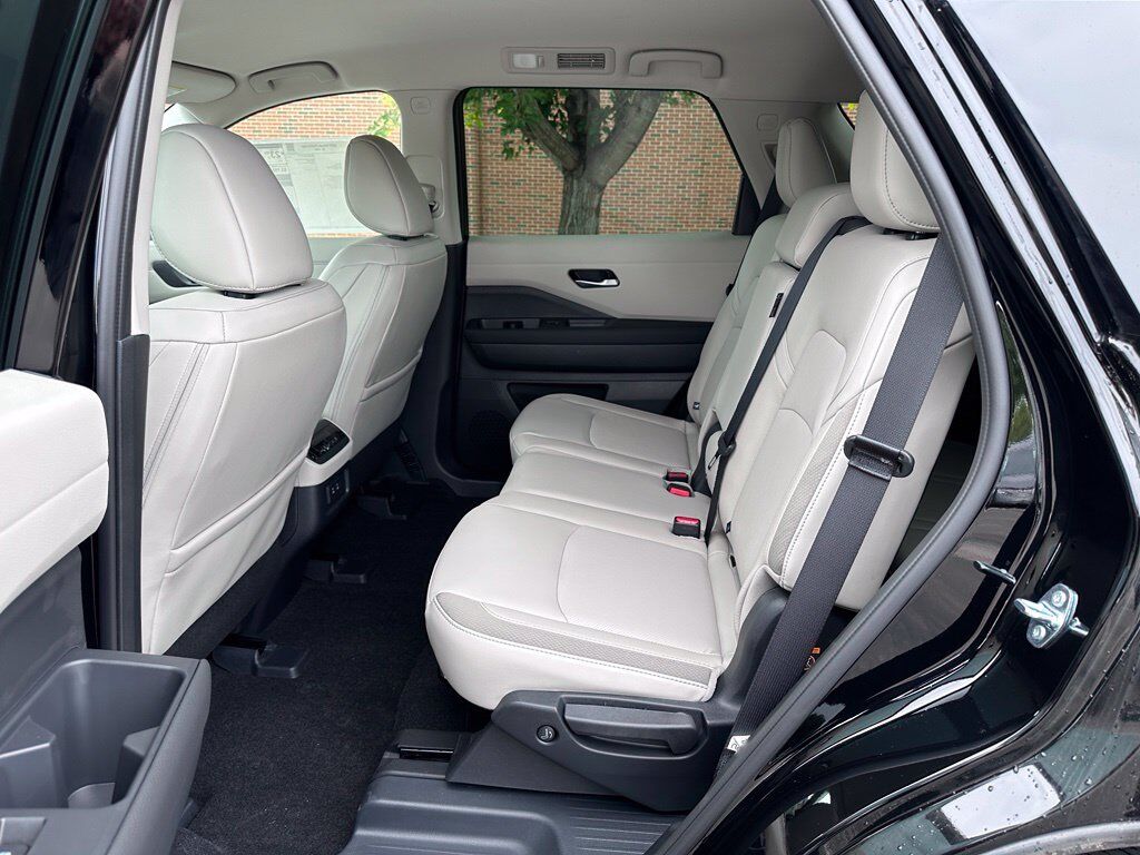 2026 Nissan Pathfinder SL San Clemente CA