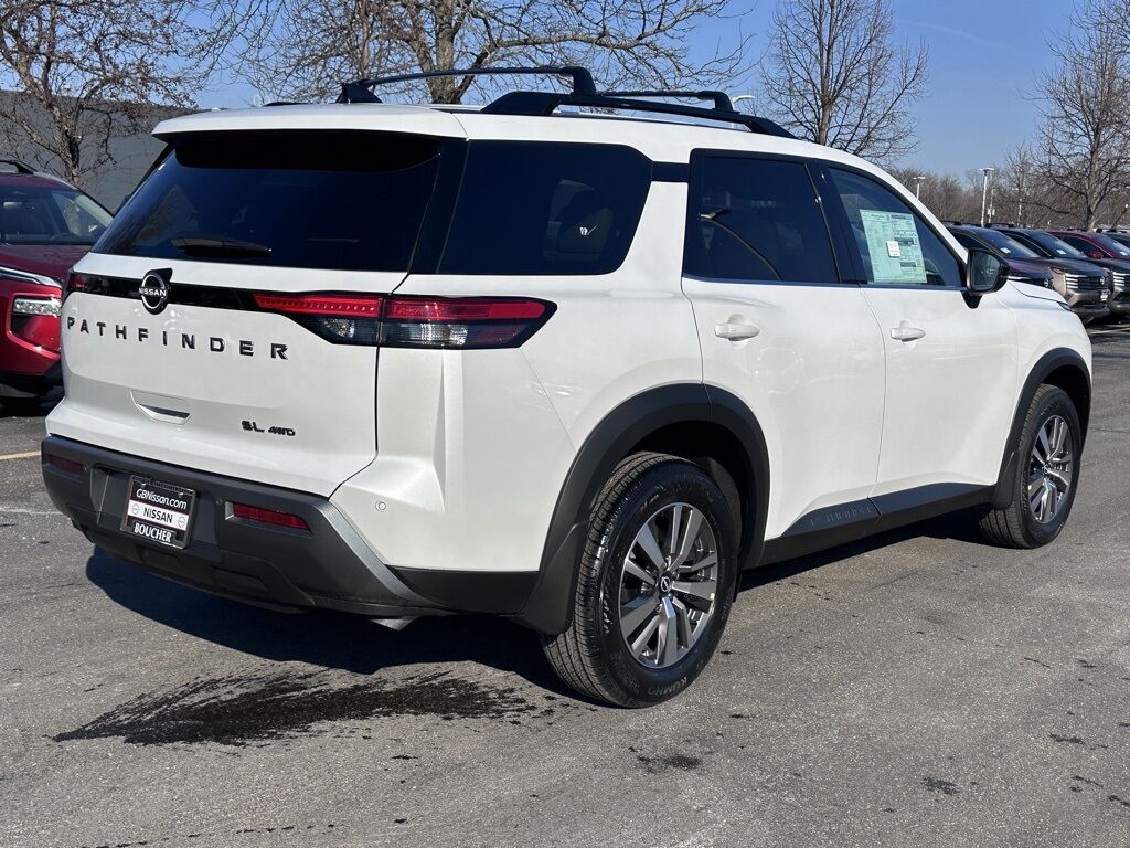 2026 Nissan Pathfinder SL