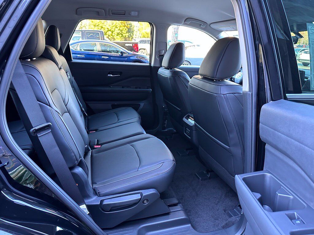 2026 Nissan Pathfinder SL San Clemente CA