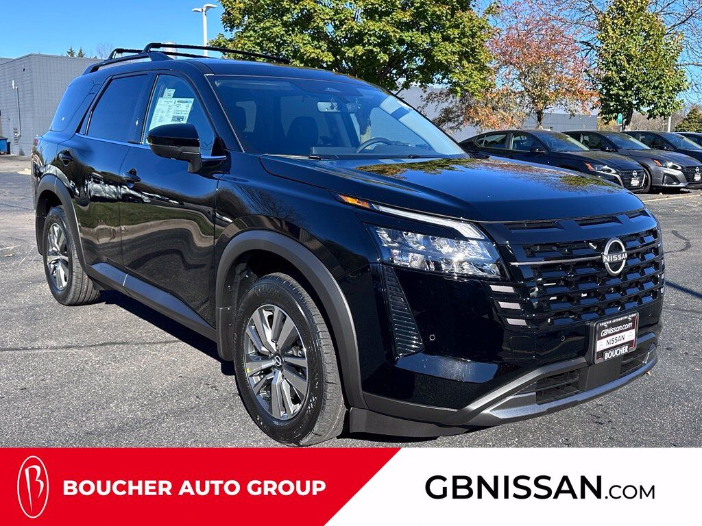 2026 Nissan Pathfinder SL