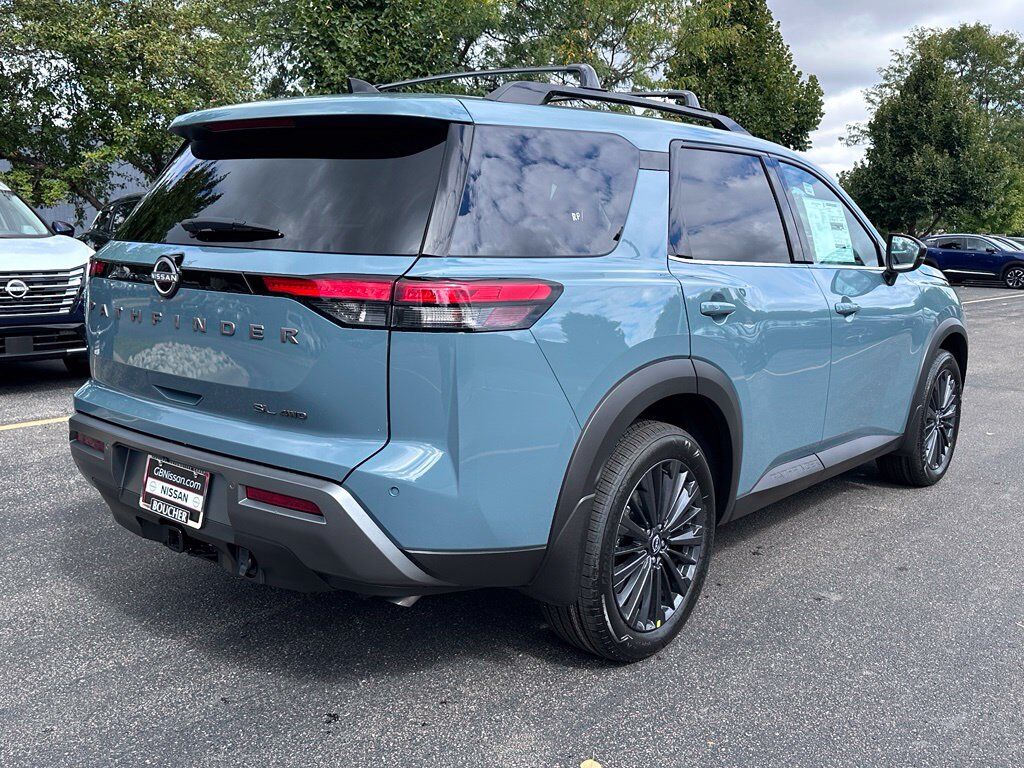 2026 Nissan Pathfinder SL