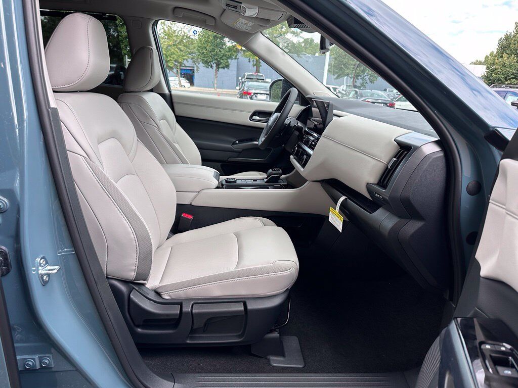 2026 Nissan Pathfinder SL San Clemente CA