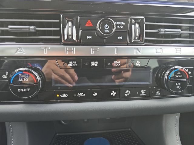 2026 Nissan Pathfinder SL Rockwall TX