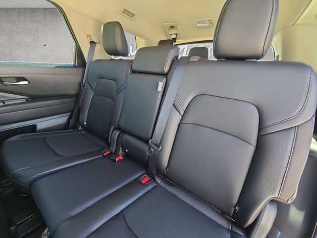 2026 Nissan Pathfinder SL Rockwall TX