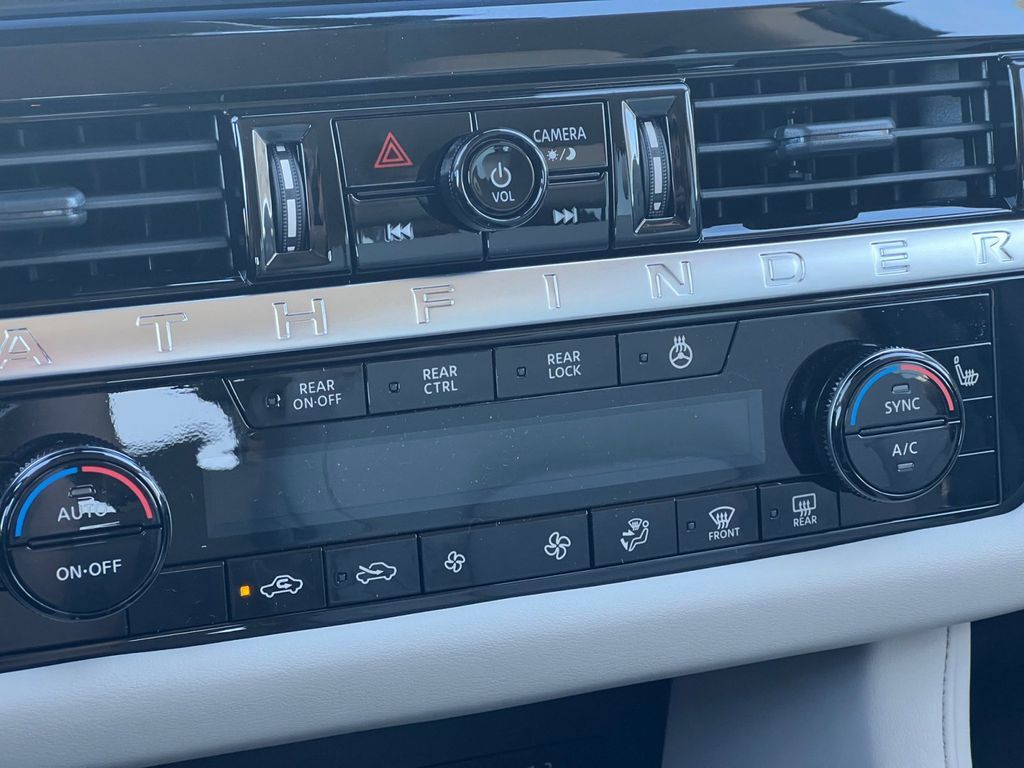 2026 Nissan Pathfinder SL San Marcos TX