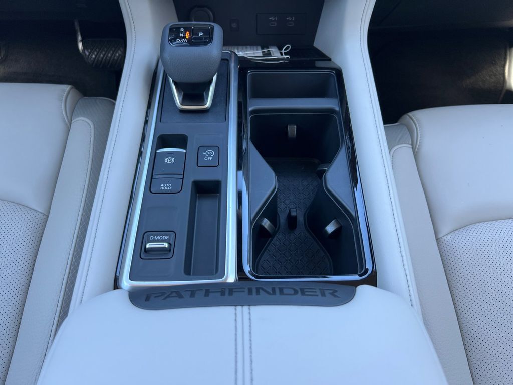 2026 Nissan Pathfinder SL San Marcos TX