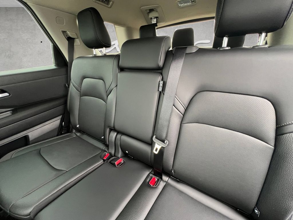 2026 Nissan Pathfinder SL San Marcos TX