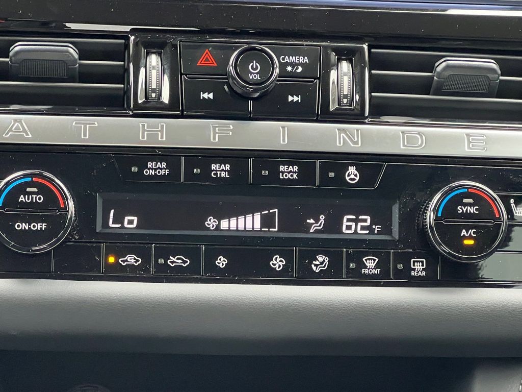 2026 Nissan Pathfinder SL San Marcos TX