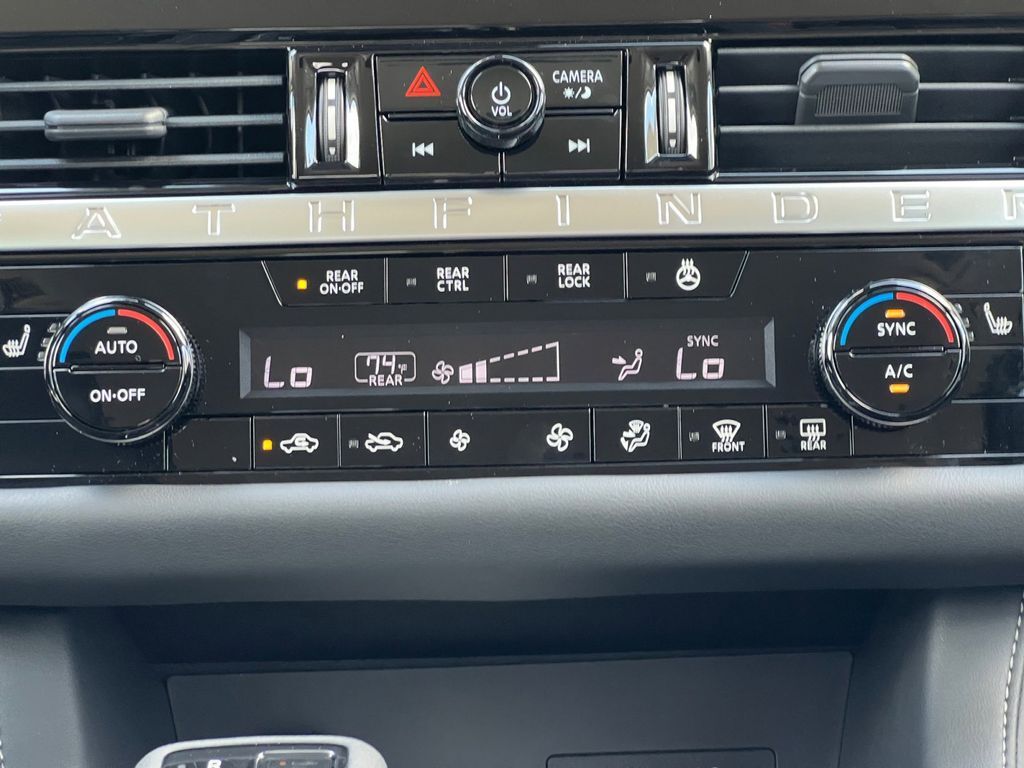 2026 Nissan Pathfinder SL San Marcos TX