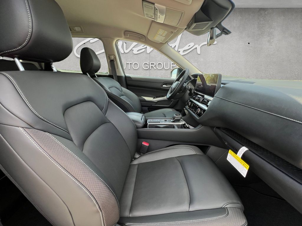 2026 Nissan Pathfinder SL San Marcos TX