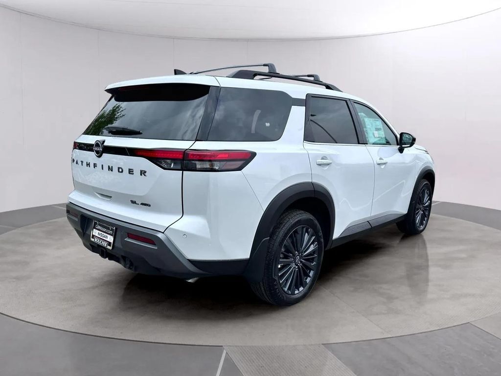 2026 Nissan Pathfinder SL W/ Premium Package