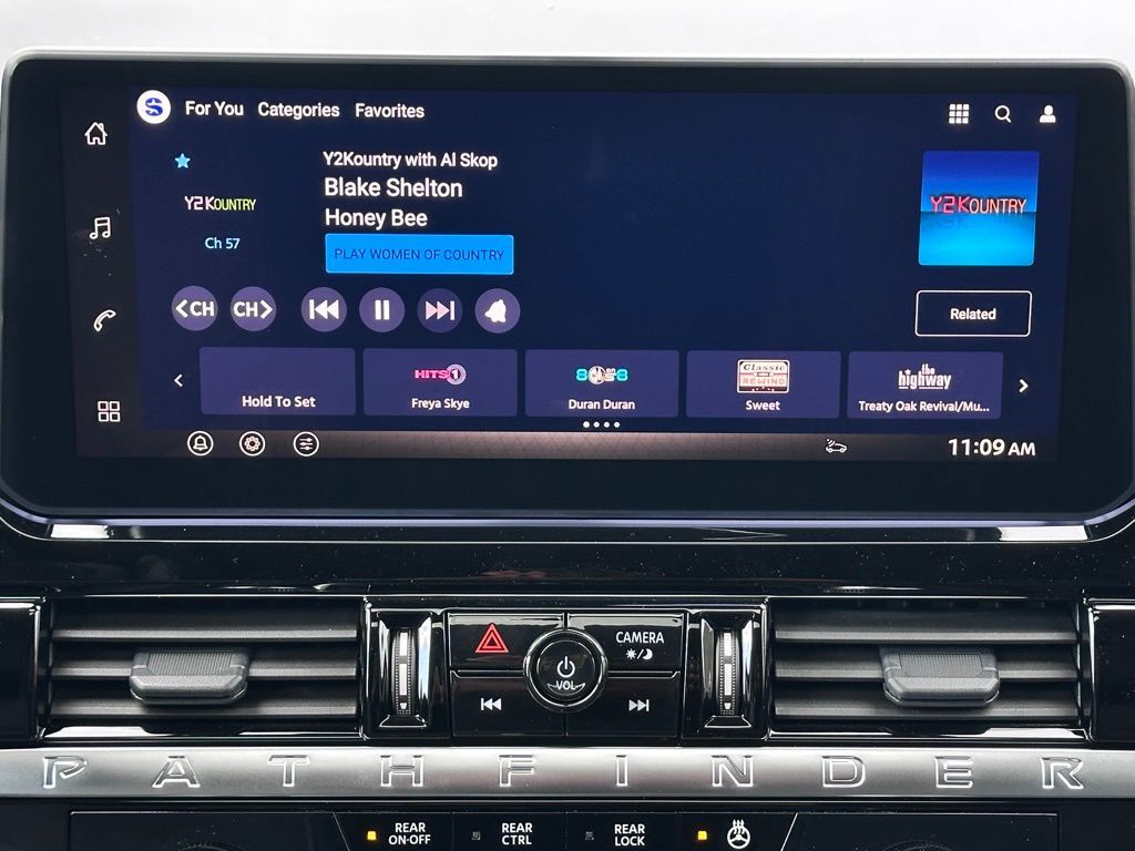 2026 Nissan Pathfinder SL W/ Premium Package San Clemente CA