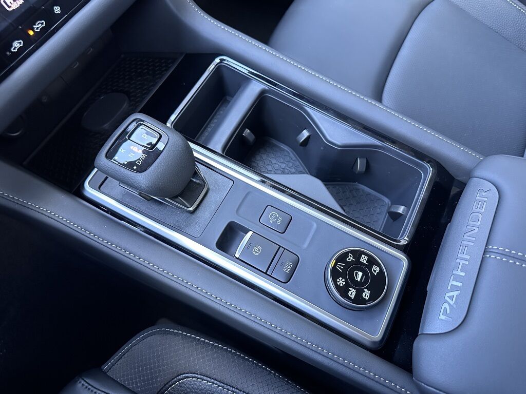 2026 Nissan Pathfinder SL w/Premium Pkg San Clemente CA