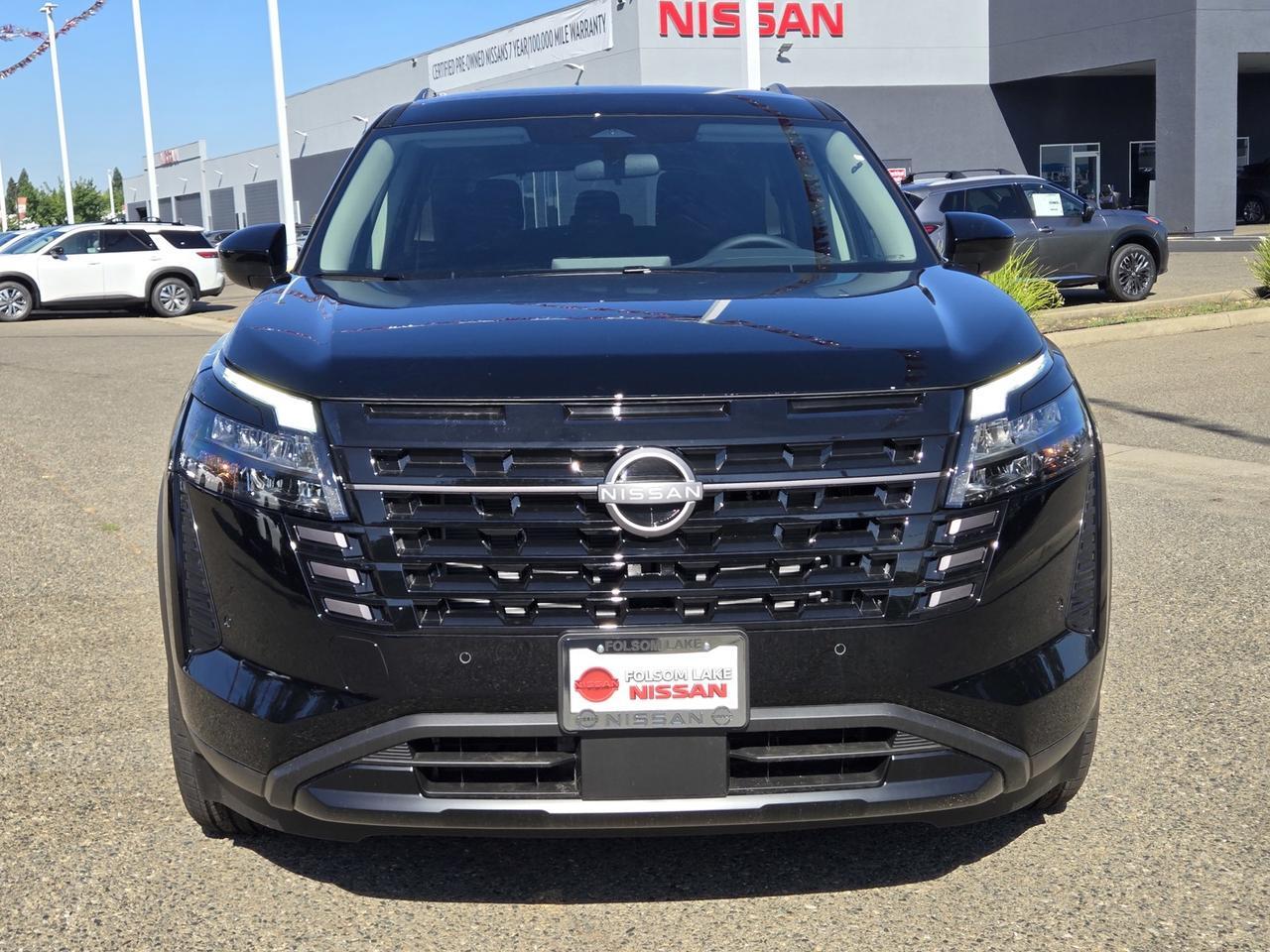 2026 Nissan Pathfinder SV 2026 Nissan Pathfinder SV