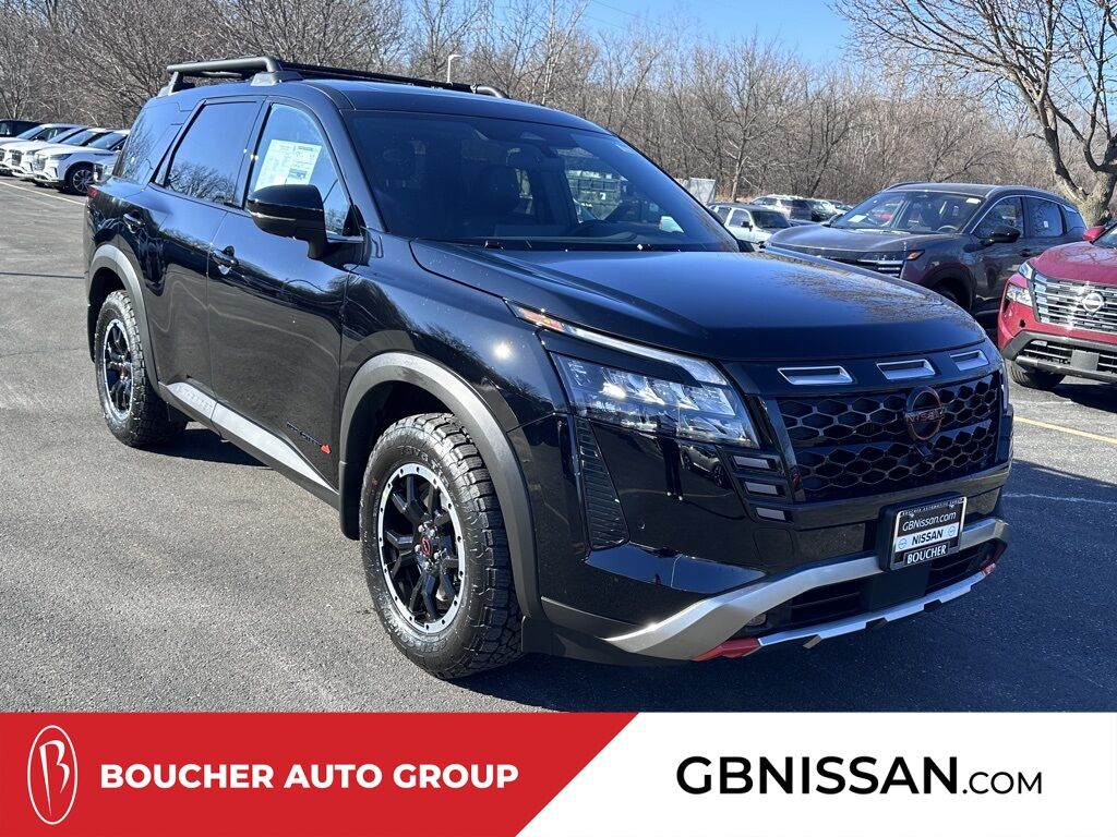 2026 Nissan Pathfinder SV