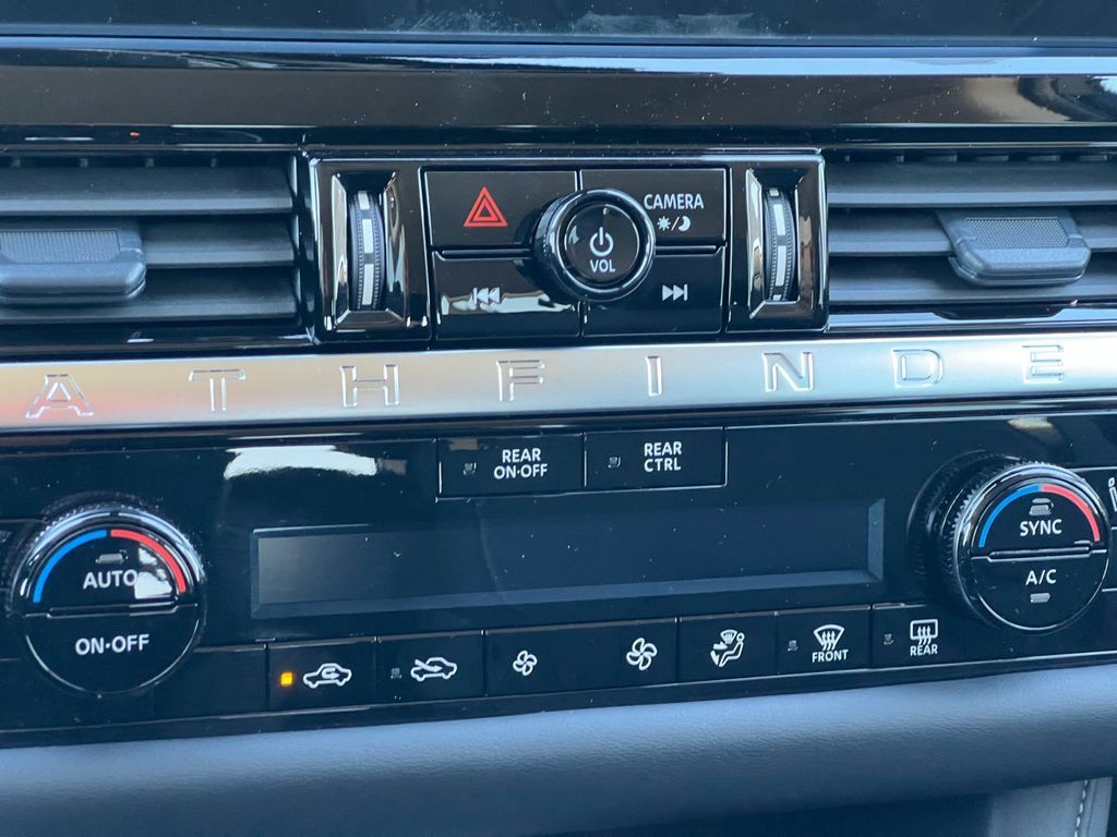 2026 Nissan Pathfinder SV San Marcos TX