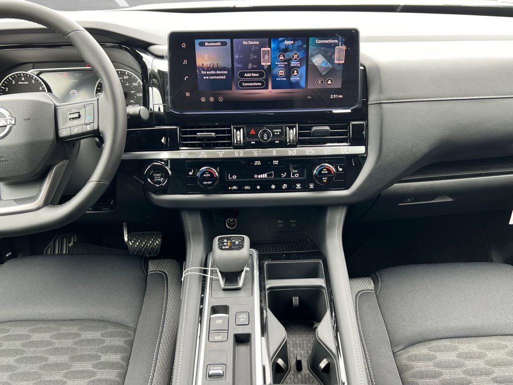 2026 Nissan Pathfinder SV