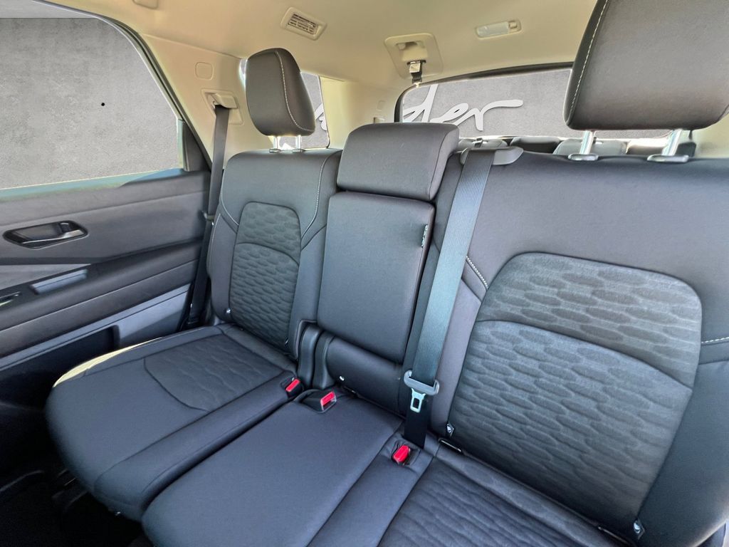 2026 Nissan Pathfinder SV San Marcos TX