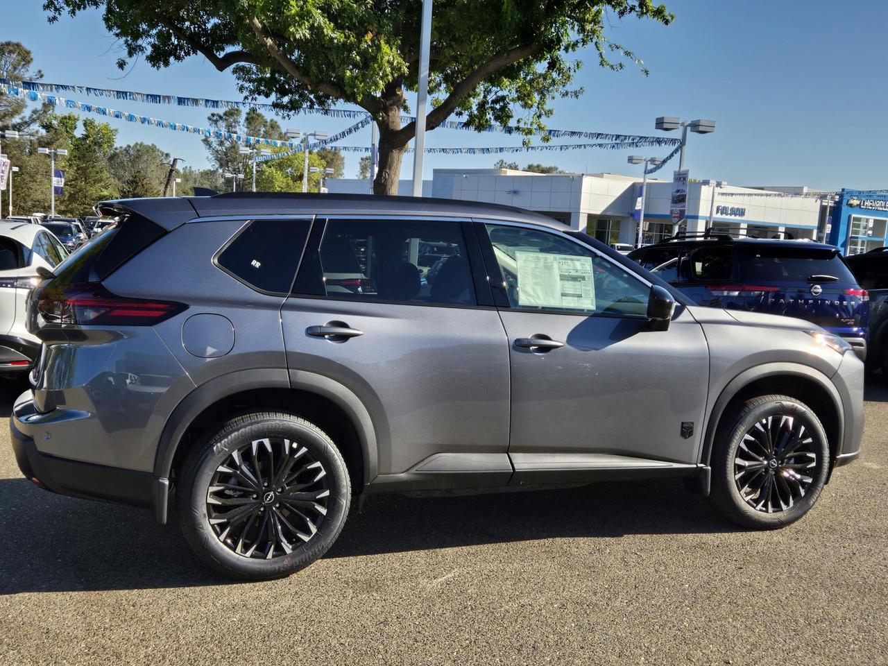 2026 Nissan Rogue Dark Armor 2026 Nissan Rogue Dark Armor