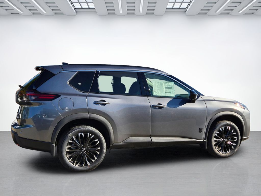 2026 Nissan Rogue Dark Armor 2026 Nissan Rogue Dark Armor