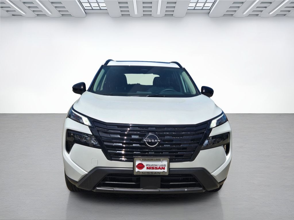 2026 Nissan Rogue Dark Armor 2026 Nissan Rogue Dark Armor