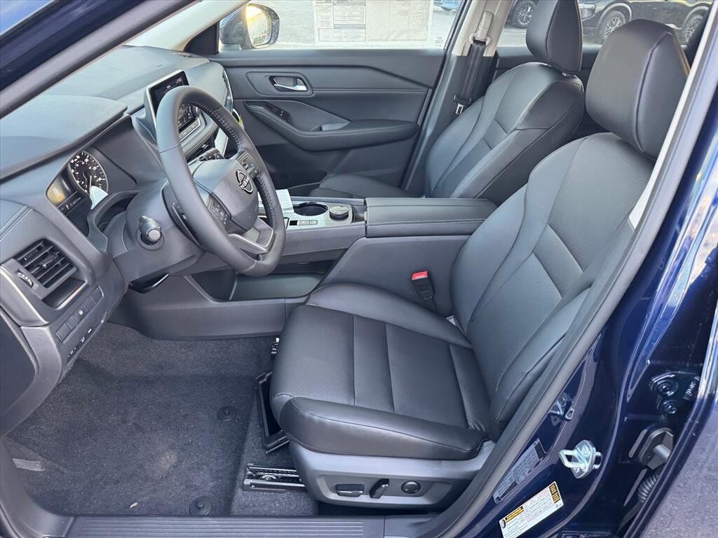 2026 Nissan Rogue Dark Armor Johnson City TN 2026 Nissan Rogue Dark Armor Johnson City TN