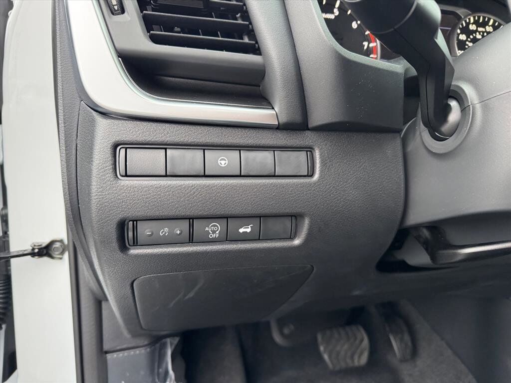 2026 Nissan Rogue Dark Armor Johnson City TN 2026 Nissan Rogue Dark Armor Johnson City TN