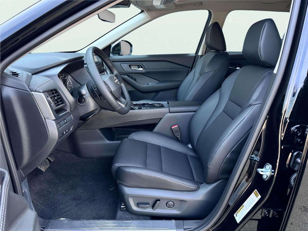 2026 Nissan Rogue Dark Armor San Clemente CA 2026 Nissan Rogue Dark Armor San Clemente CA