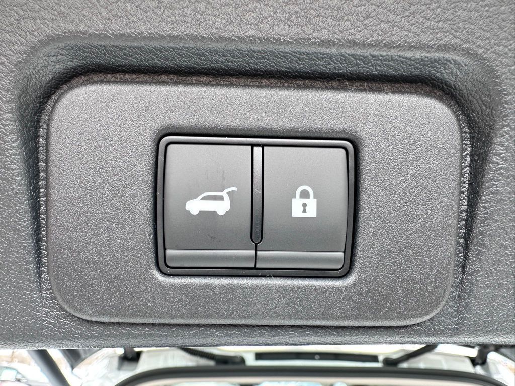 2026 Nissan Rogue Dark Armor San Clemente CA 2026 Nissan Rogue Dark Armor San Clemente CA