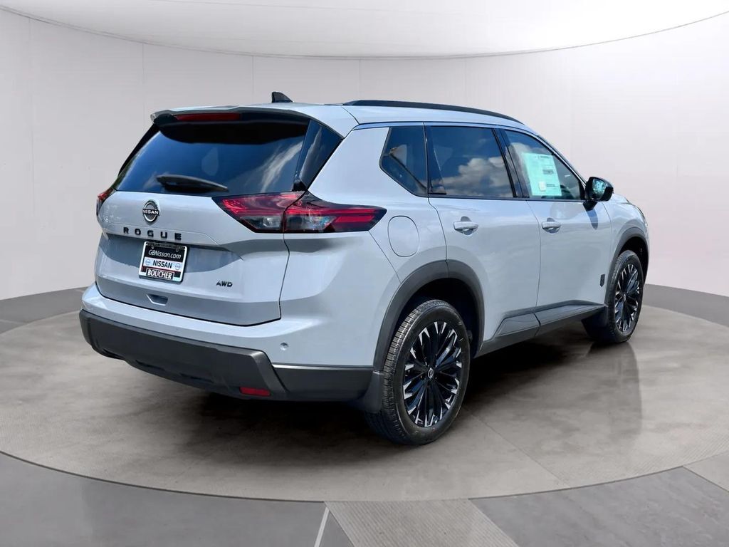 2026 Nissan Rogue Dark Armor