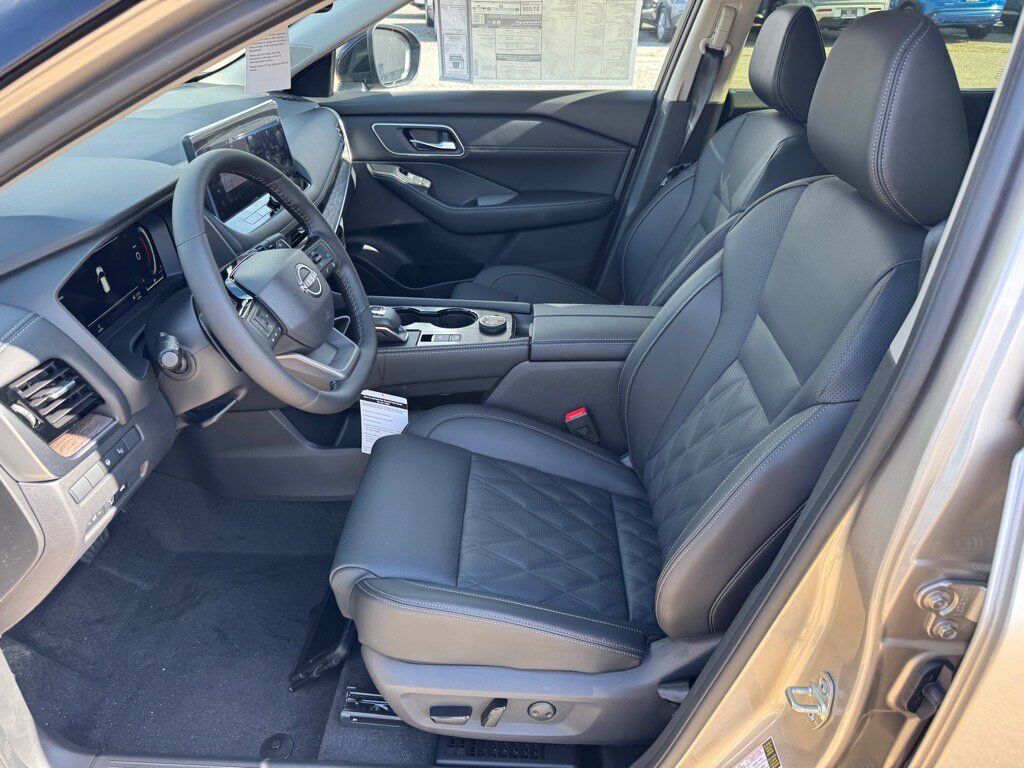 2026 Nissan Rogue Platinum Johnson City TN 2026 Nissan Rogue Platinum Johnson City TN