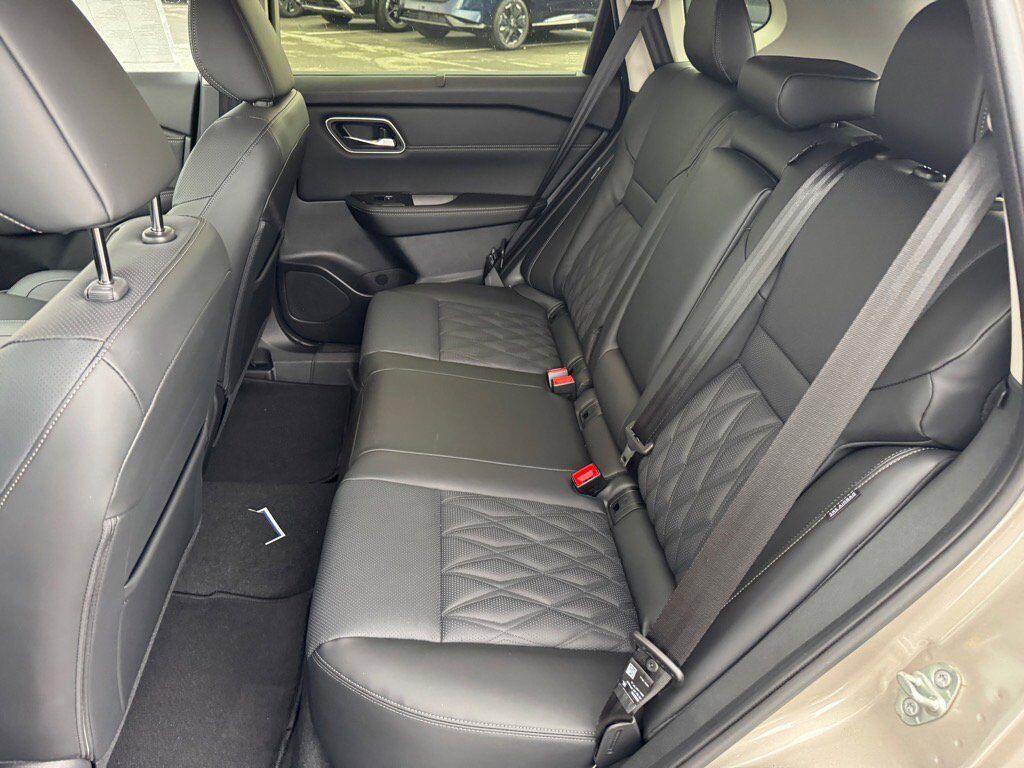 2026 Nissan Rogue Platinum Johnson City TN 2026 Nissan Rogue Platinum Johnson City TN