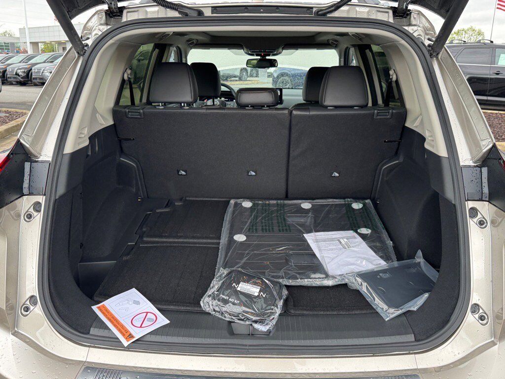 2026 Nissan Rogue Platinum Johnson City TN 2026 Nissan Rogue Platinum Johnson City TN