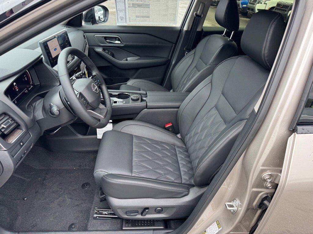 2026 Nissan Rogue Platinum Johnson City TN 2026 Nissan Rogue Platinum Johnson City TN