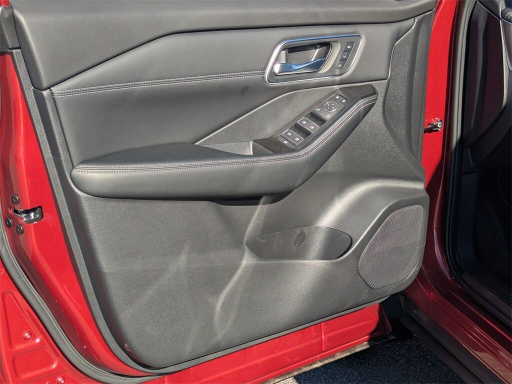 2026 Nissan Rogue Platinum Kennesaw GA 2026 Nissan Rogue Platinum Kennesaw GA