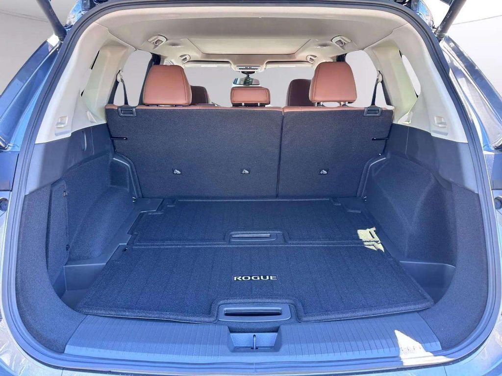 2026 Nissan Rogue Platinum San Clemente CA