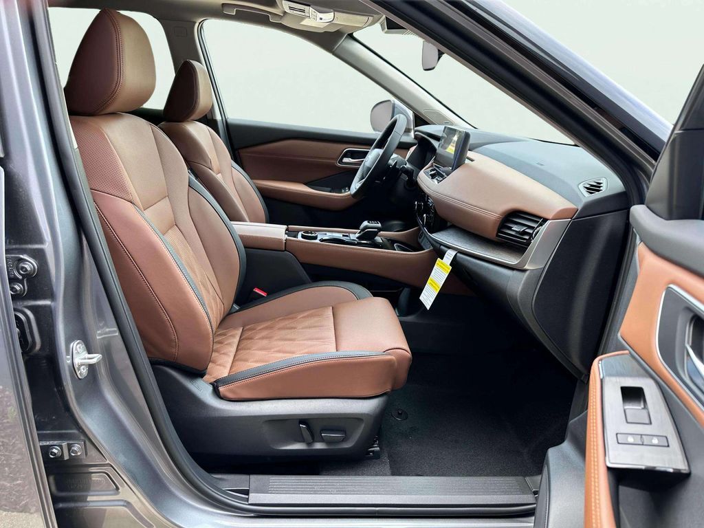 2026 Nissan Rogue Platinum San Clemente CA