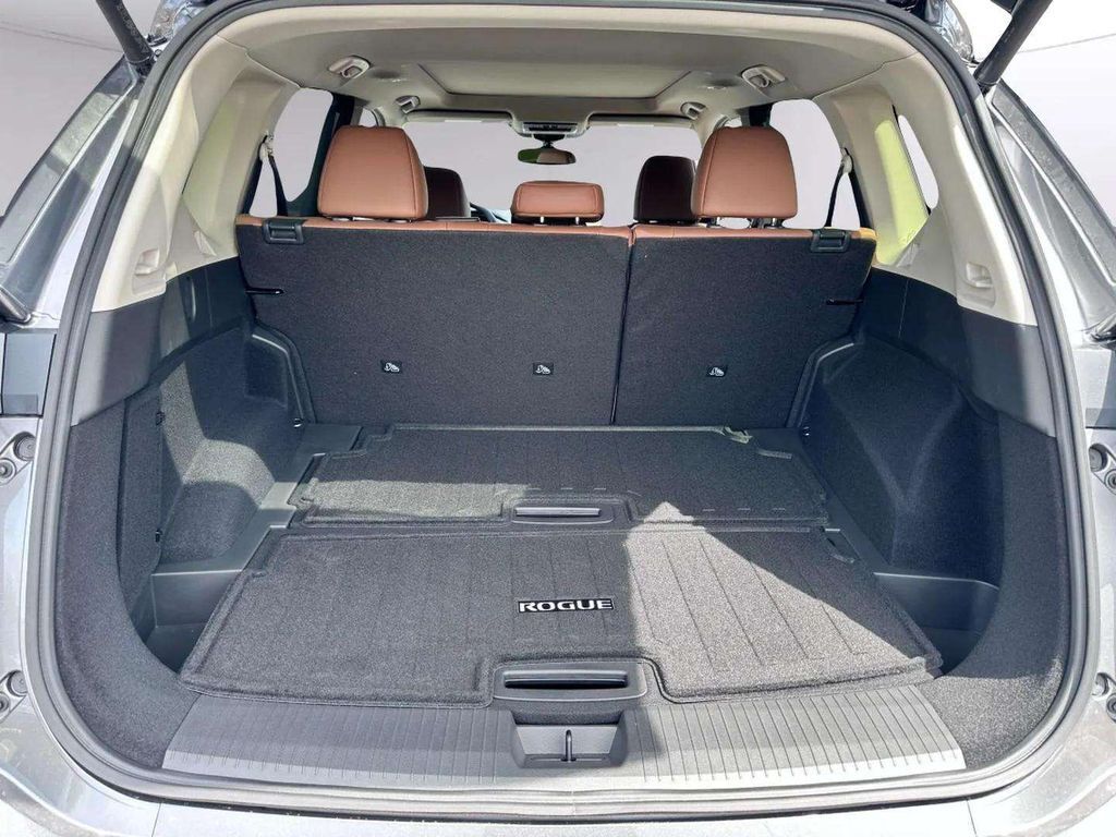 2026 Nissan Rogue Platinum San Clemente CA
