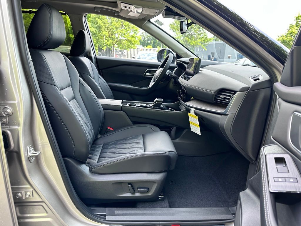 2026 Nissan Rogue Platinum San Clemente CA