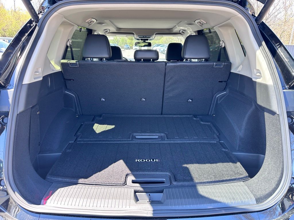 2026 Nissan Rogue Platinum San Clemente CA