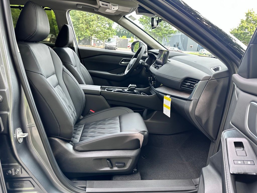 2026 Nissan Rogue Platinum San Clemente CA