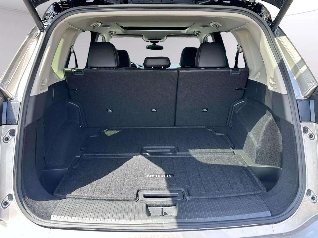 2026 Nissan Rogue Platinum San Clemente CA