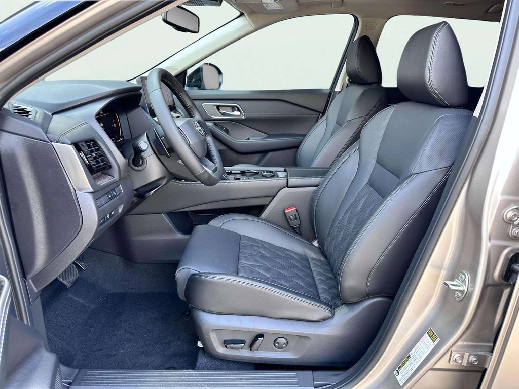 2026 Nissan Rogue Platinum San Clemente CA