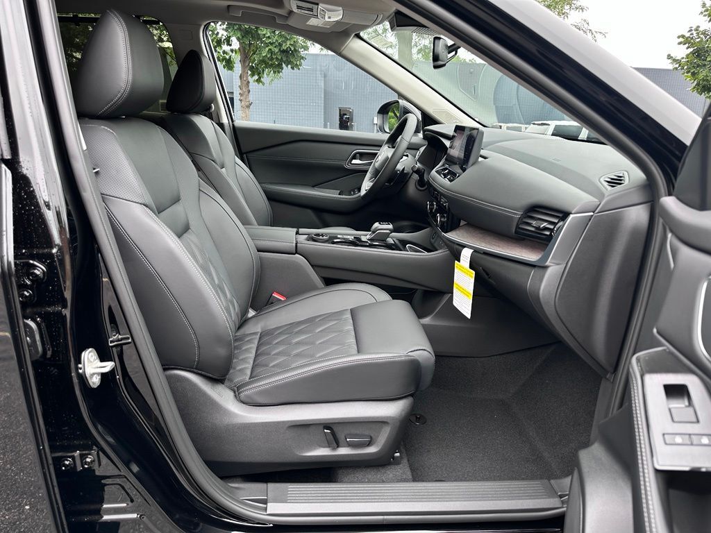 2026 Nissan Rogue Platinum San Clemente CA