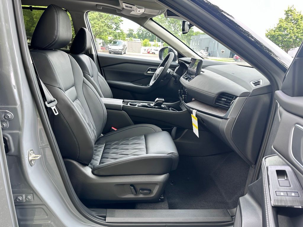 2026 Nissan Rogue Platinum San Clemente CA