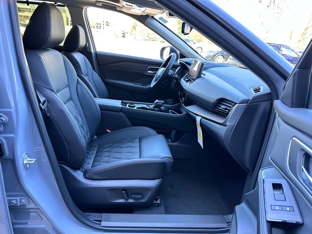 2026 Nissan Rogue Platinum San Clemente CA